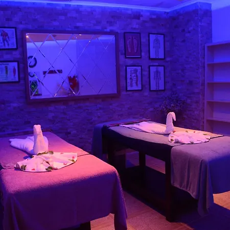 Almera Park Lejlighedshotel