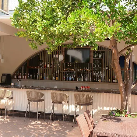 Lejlighedshotel Almera Park